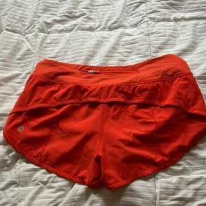 Lulu lemon Speed Up Low-Rise Lined Short 2.5"